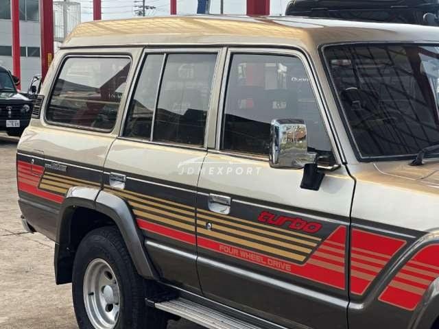 Toyota Land Cruiser 1987 thumbnail 10