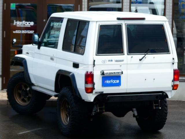 Toyota Land Cruiser 70 1999 thumbnail 13