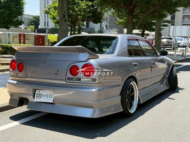 Nissan Skyline 2000 thumbnail 3