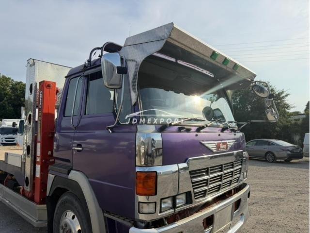 Hino Super Dolphin 1992 thumbnail 17