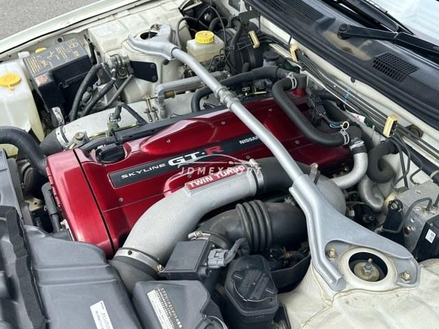 Nissan Skyline GT-R 2001 thumbnail 18