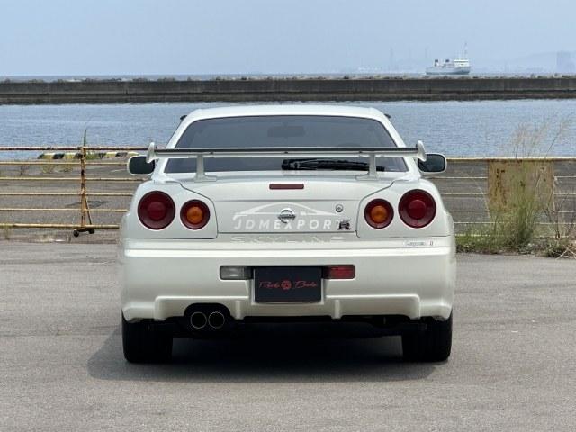 Nissan Skyline GT-R 2001 thumbnail 23