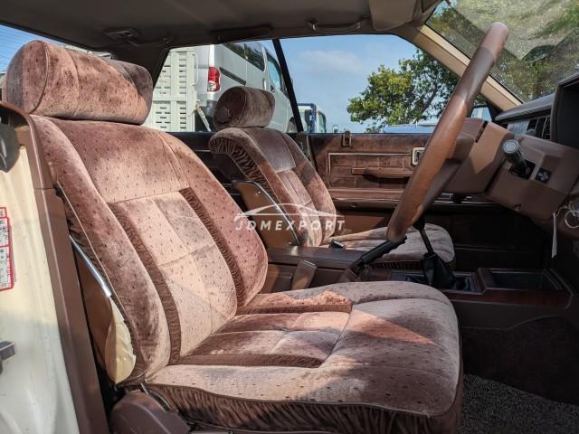 Nissan Cedric 1983 thumbnail 4