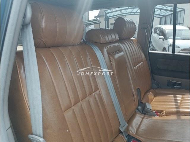 Toyota Land Cruiser Wagon 2000 thumbnail 13