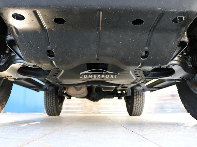 Toyota Land Cruiser Prado 2001 thumbnail 38