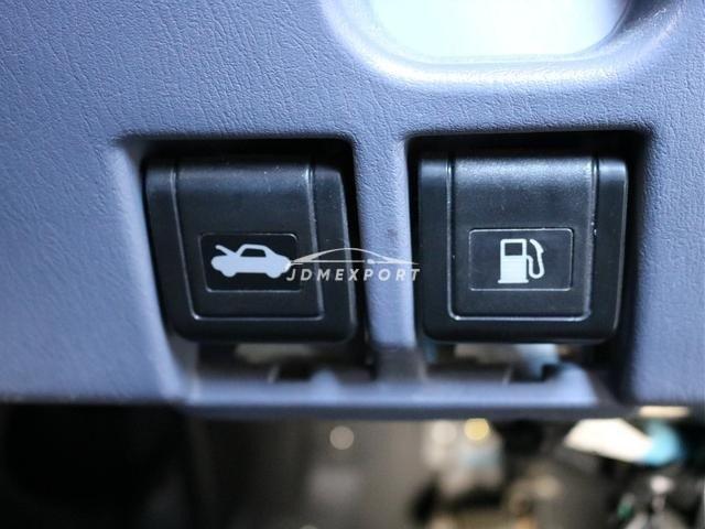 Toyota Land Cruiser Prado 2001 thumbnail 23