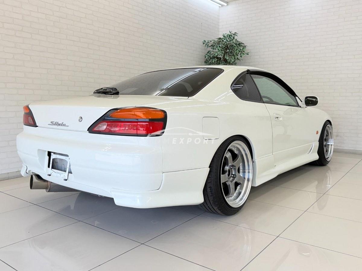 Nissan Silvia 2001 thumbnail 2