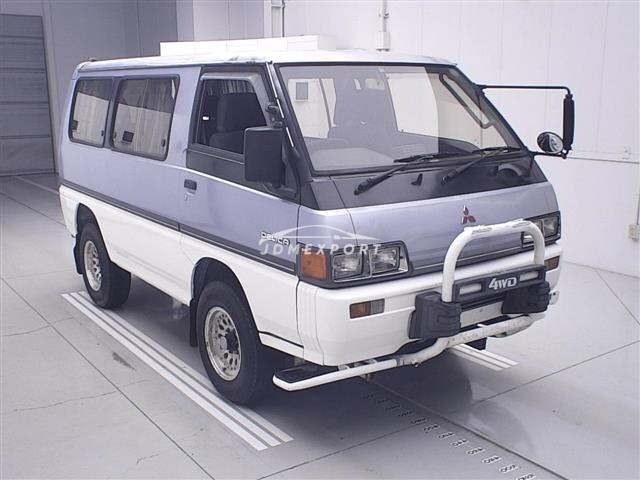 Mitsubishi Delica Starwagon 1990
