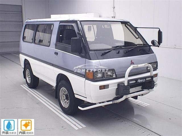 1990 Mitsubishi Delica Starwagon P25W