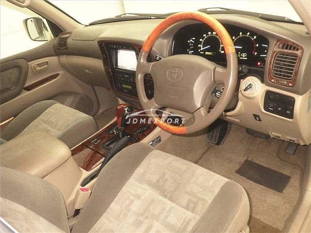 Toyota Land Cruiser Wagon 2000 thumbnail 4