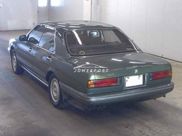 Nissan Gloria Cima 1988 thumbnail 2
