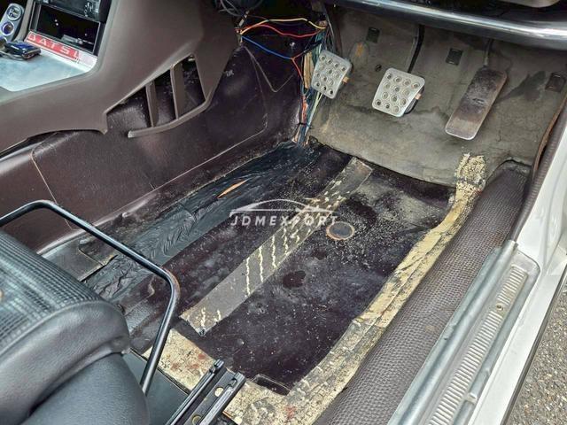 Nissan Laurel 1976 thumbnail 12