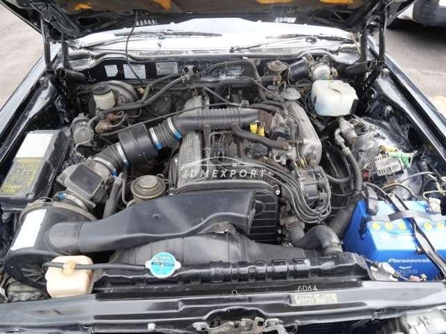 Toyota Crown 1983 thumbnail 3