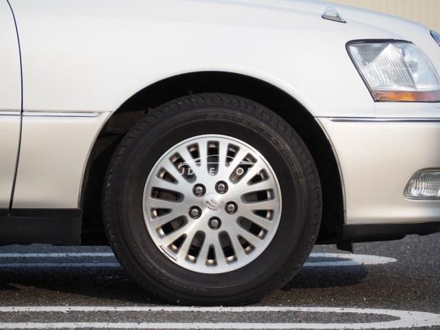 Toyota Crown Majesta 2000 thumbnail 8