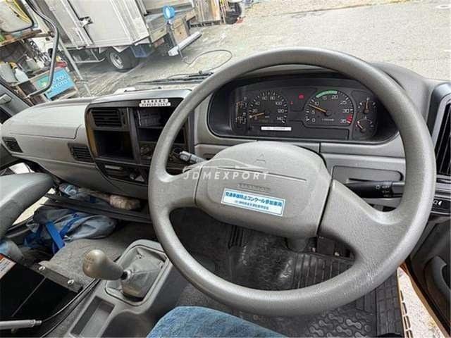 Mitsubishi Fuso Fighter 2000 thumbnail 6