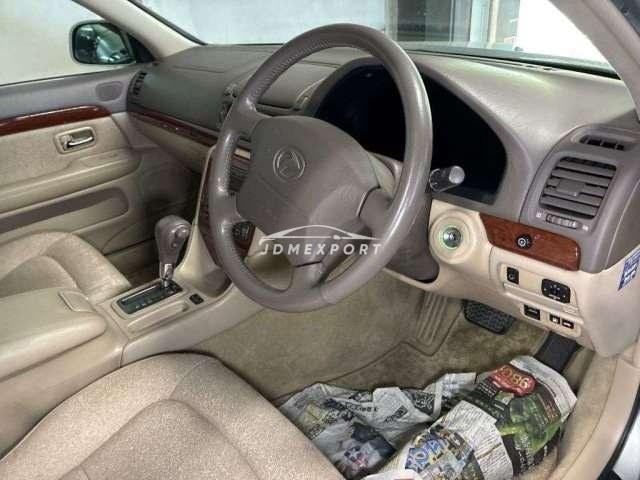 Toyota Progres 2001 thumbnail 6
