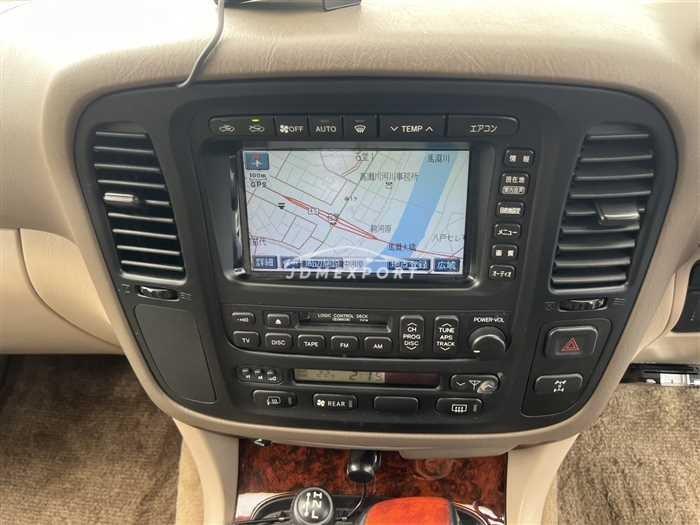 Toyota Land Cruiser 2001 thumbnail 18