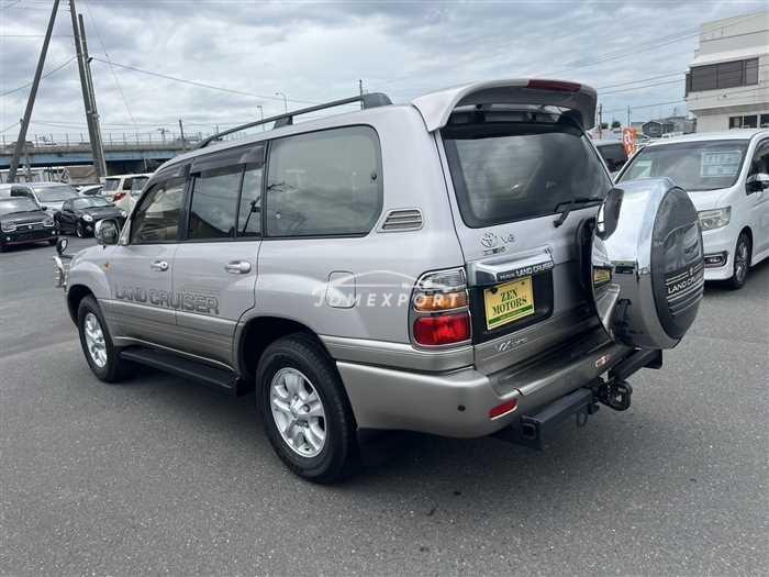 Toyota Land Cruiser 2001 thumbnail 4