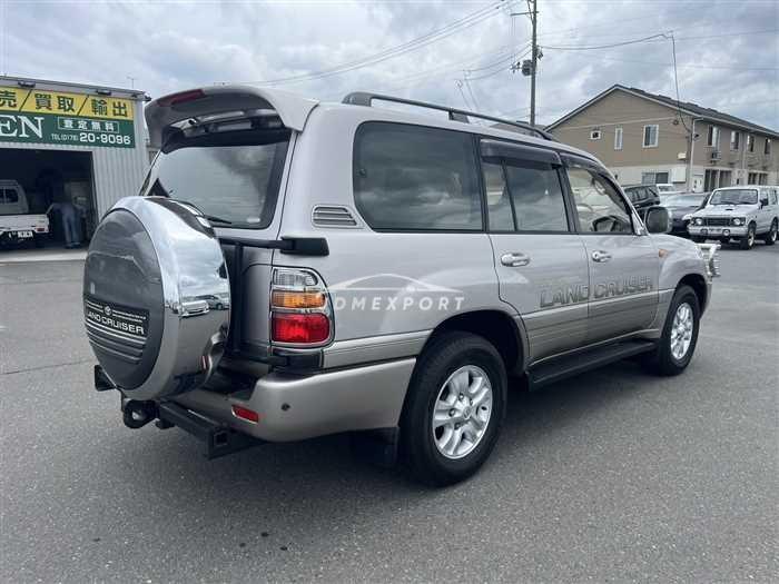Toyota Land Cruiser 2001 thumbnail 3