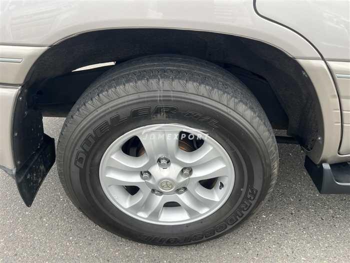 Toyota Land Cruiser 2001 thumbnail 27