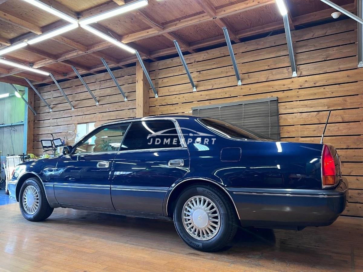 Toyota Crown Majesta 1996 thumbnail 4