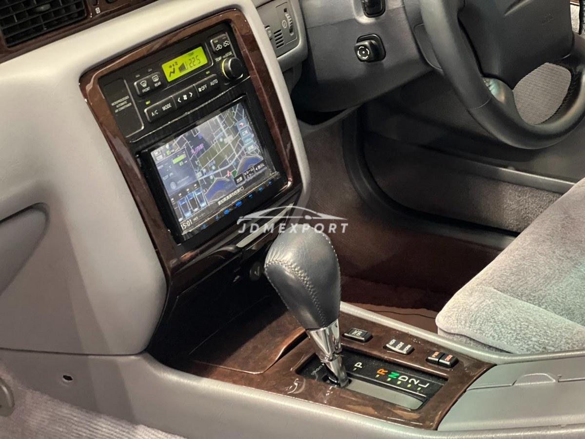 Toyota Crown Majesta 1996 thumbnail 19