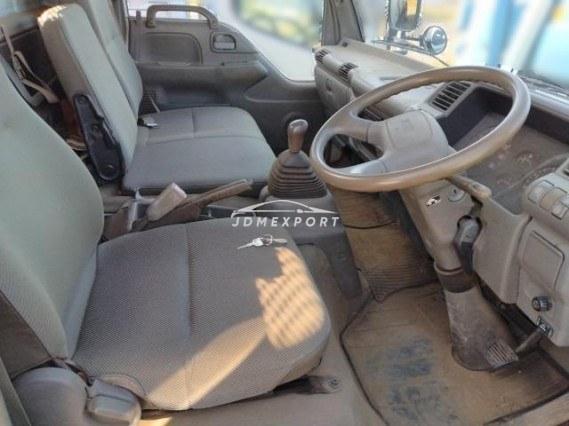 Isuzu Elf Truck 1996 thumbnail 11