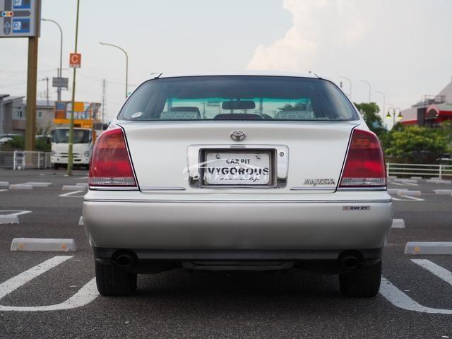 Toyota Crown Majesta 2000 thumbnail 5