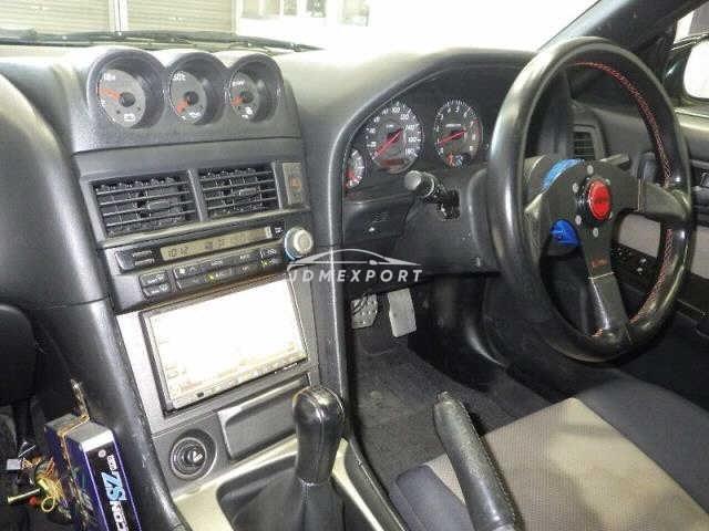 Nissan Skyline Coupe 1998 thumbnail 4