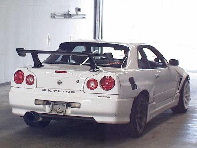 Nissan Skyline Coupe 2000 thumbnail 6