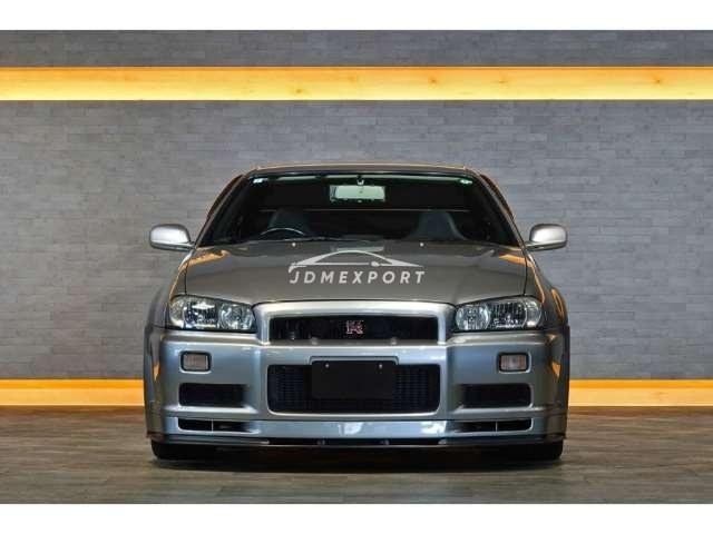 Nissan Skyline GT-R 2000