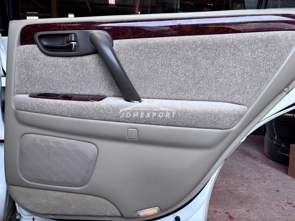 Toyota Crown Royal Series 2002 thumbnail 38