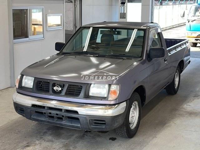 Nissan Datsun Pickup 2001 photo 1
