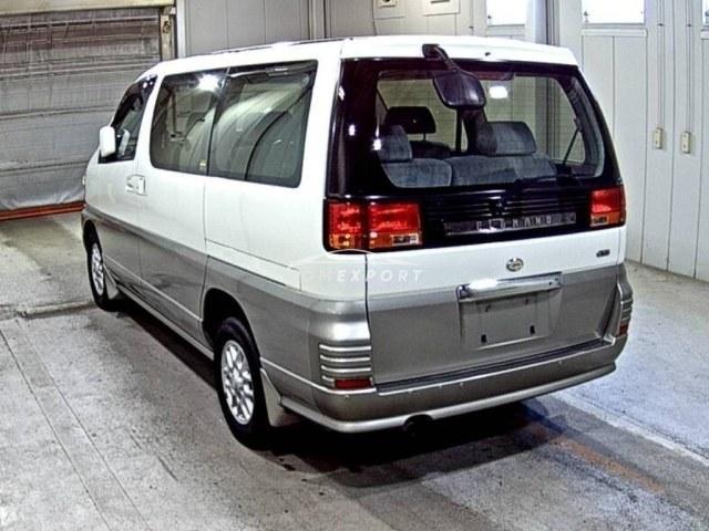 Nissan Elgrand 2001 thumbnail 2