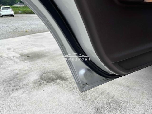 Nissan Cedric 2000 thumbnail 9