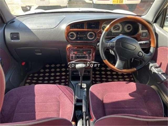 Daihatsu Mira Gino 2000 thumbnail 19