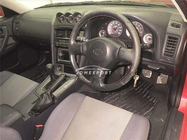 Nissan Skyline 1998 thumbnail 4