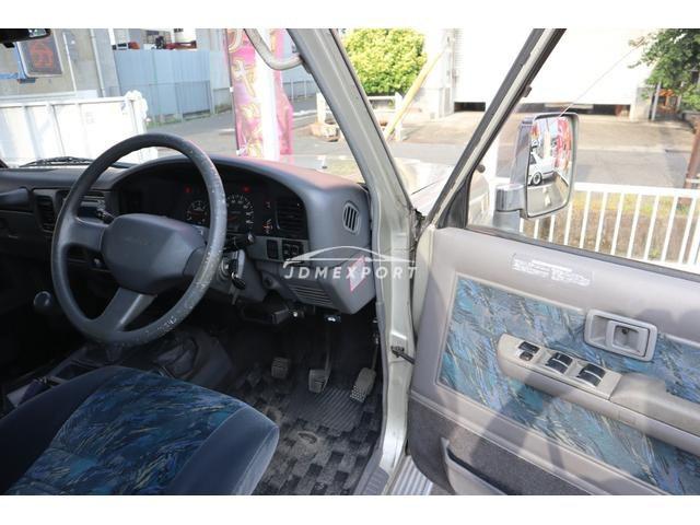 Toyota Land Cruiser Prado 1996 thumbnail 12