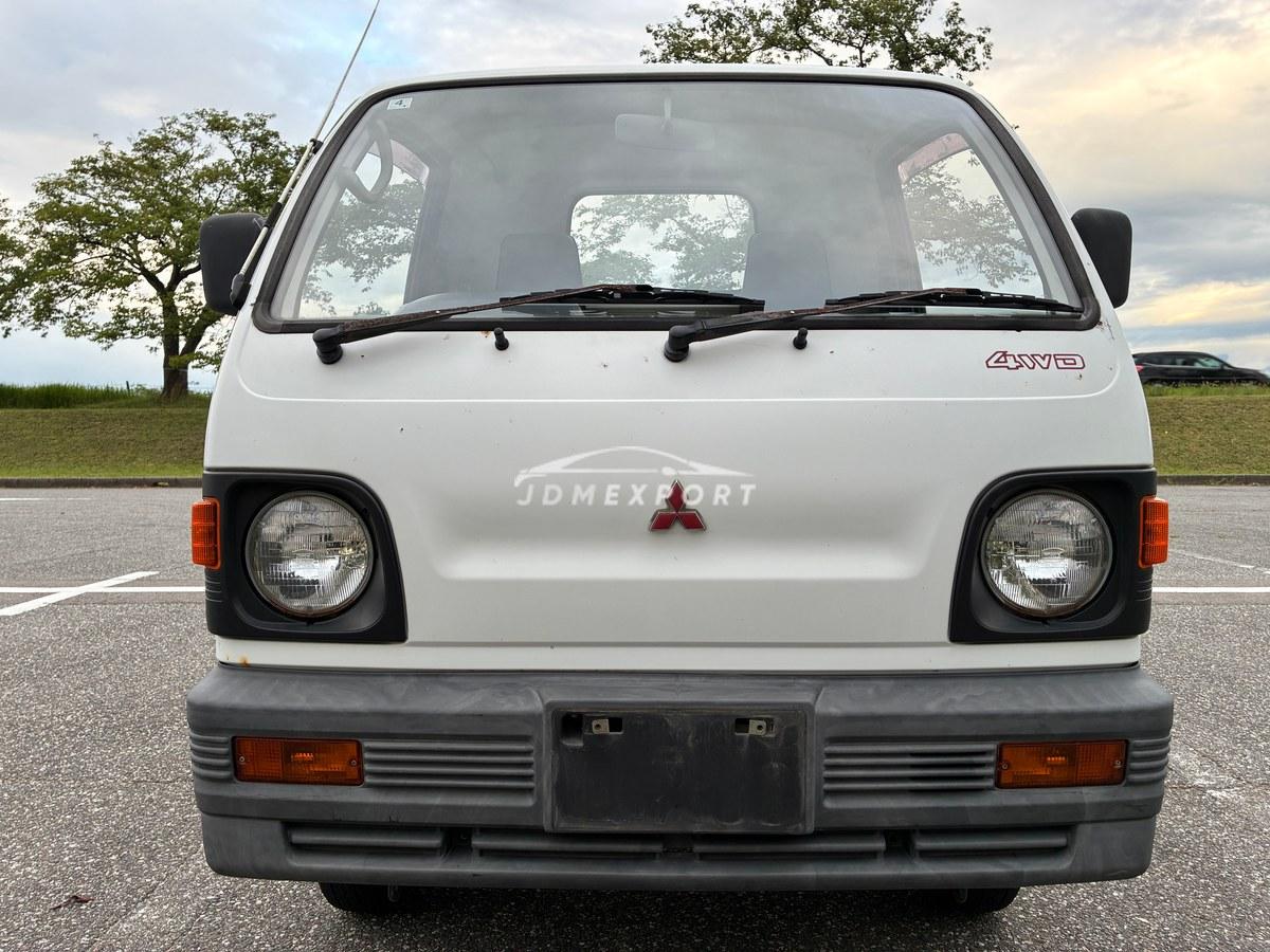 Mitsubishi Minicab Truck 1992 thumbnail 3