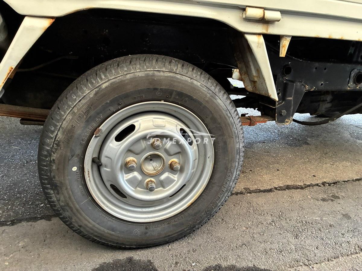 Mitsubishi Minicab Truck 1992 thumbnail 27