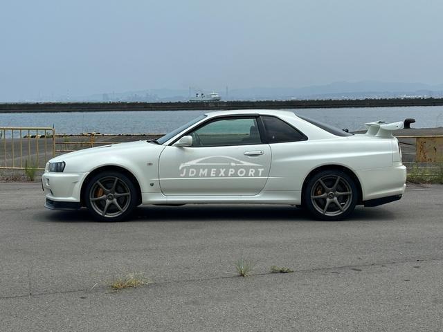Nissan Skyline GT-R 2001 thumbnail 13