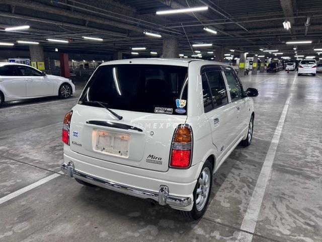 Daihatsu Mira Gino 2001 thumbnail 10