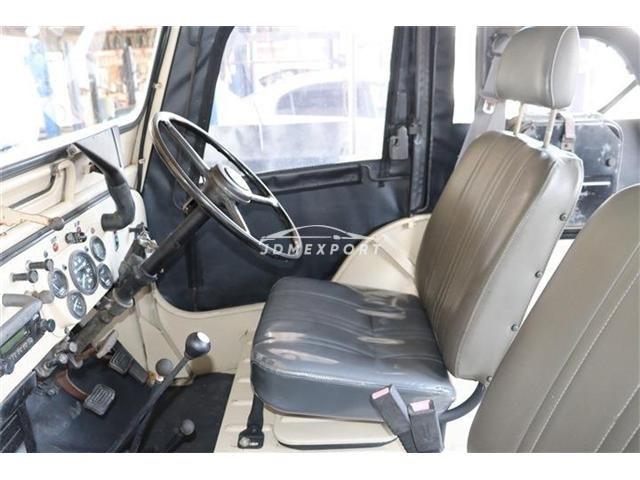 Mitsubishi Jeep 1998 thumbnail 6