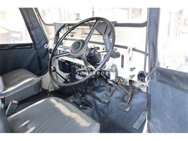 Mitsubishi Jeep 1998 thumbnail 10