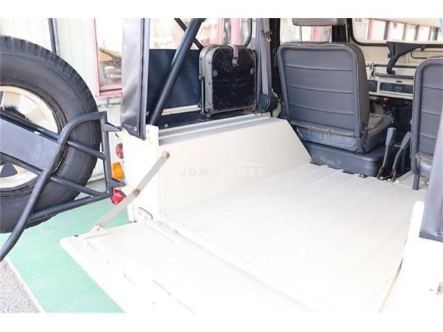 Mitsubishi Jeep 1998 thumbnail 21