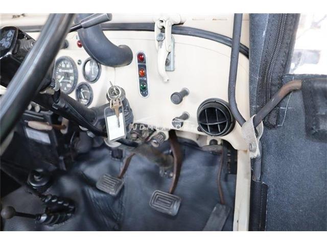 Mitsubishi Jeep 1998 thumbnail 12