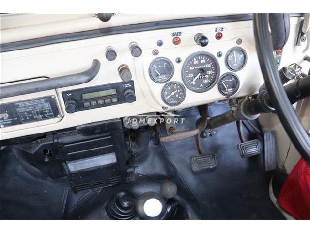 Mitsubishi Jeep 1998 thumbnail 13