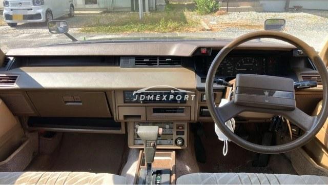 Toyota Crown 1985 thumbnail 3