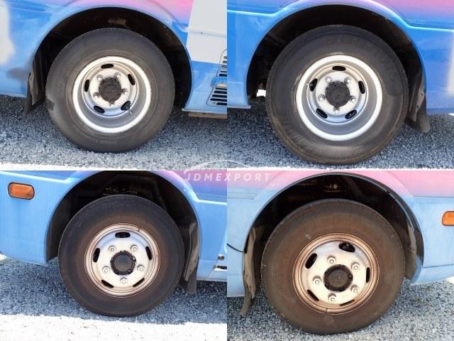 Mitsubishi Fuso Rosa Bus 2001 thumbnail 25