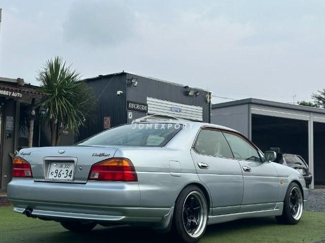 Nissan Laurel 1997 thumbnail 2
